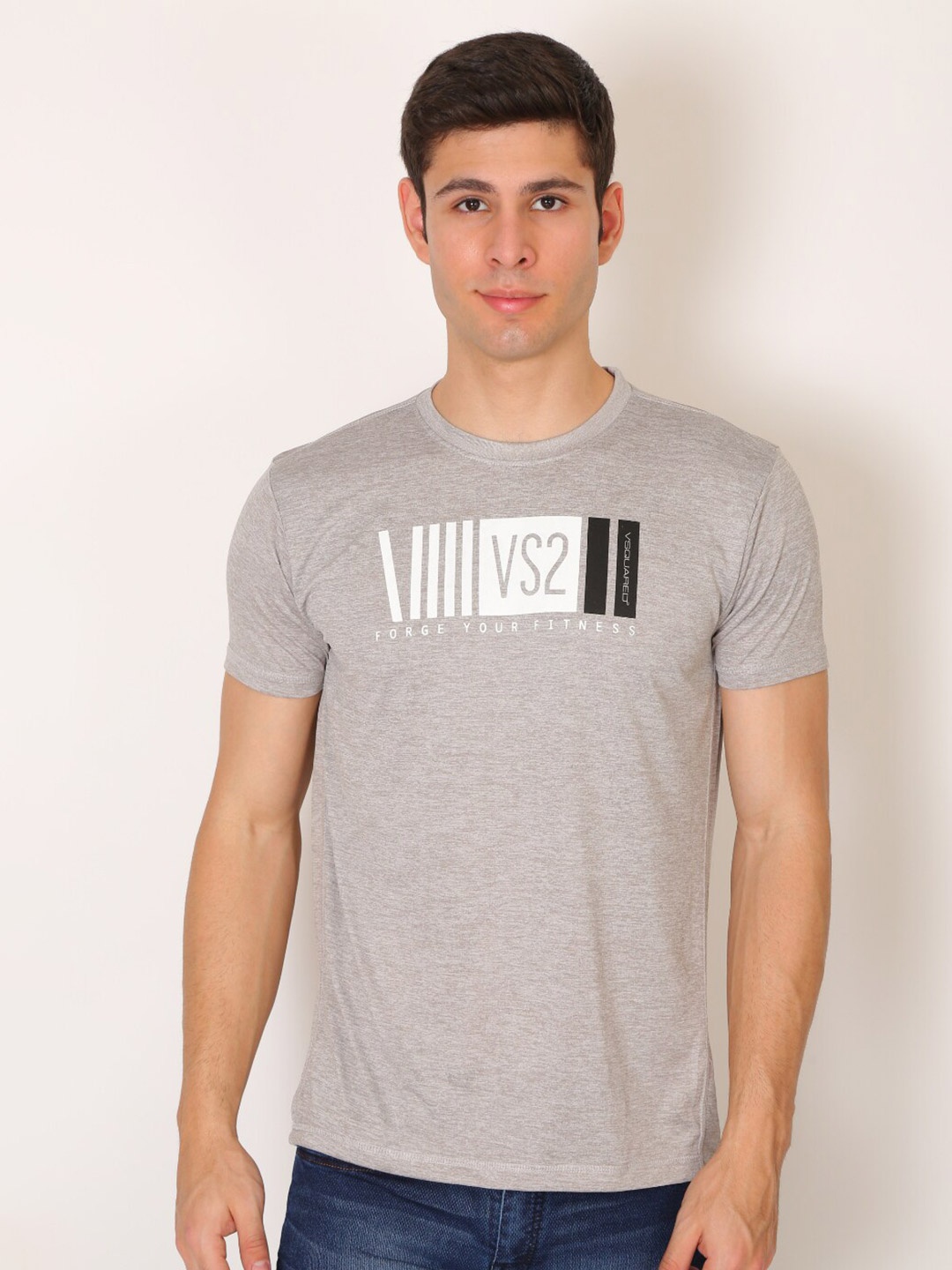 

VSQUARED2 Men Grey Typography Printed Slim Fit T-shirt