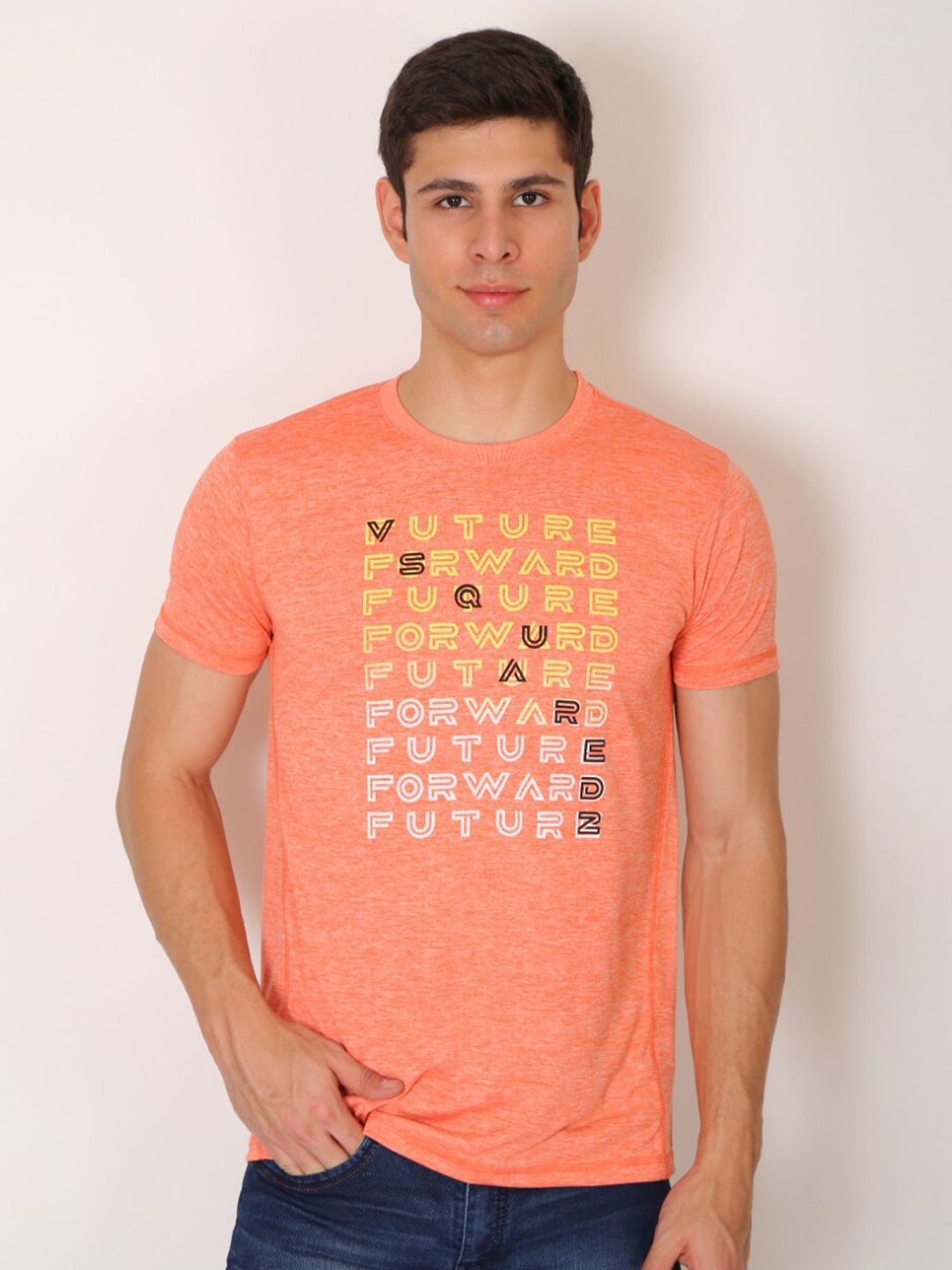 

VSQUARED2 Men Peach-Coloured Typography Printed Slim Fit T-shirt