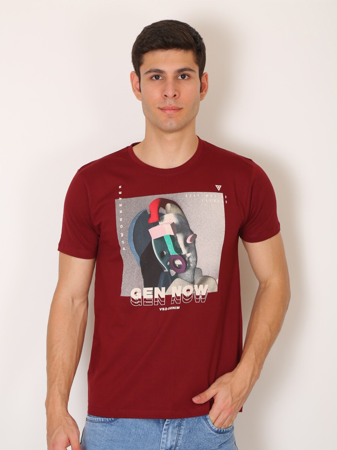 

VSQUARED2 Men Maroon Printed Slim Fit T-shirt