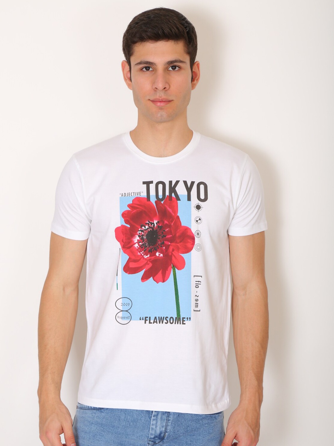 

VSQUARED2 Men White Printed Slim Fit T-shirt