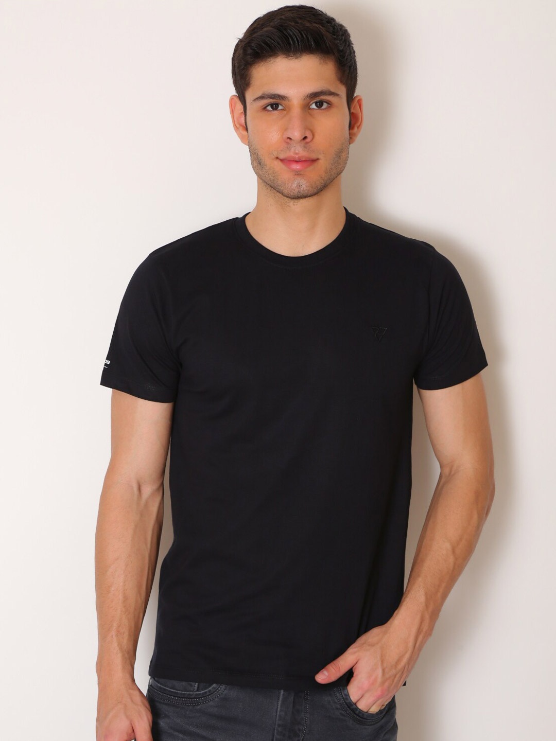 

VSQUARED2 Men Black Slim Fit T-shirt