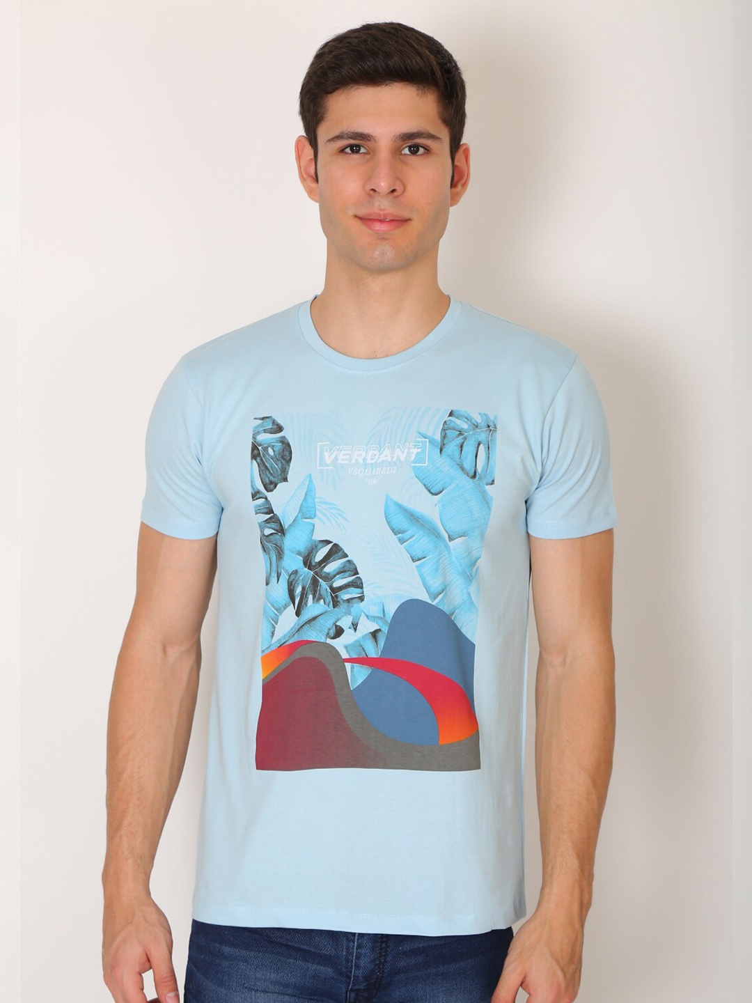 

VSQUARED2 Men Blue Printed Slim Fit T-shirt