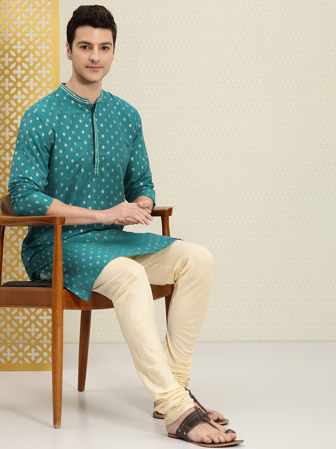 

House of Pataudi Men Teal Blue Ethnic Motifs Printed Jashn Kurta