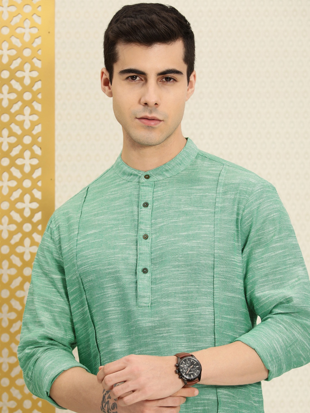 

House of Pataudi Men Green Solid Mandarian Collar Kurta