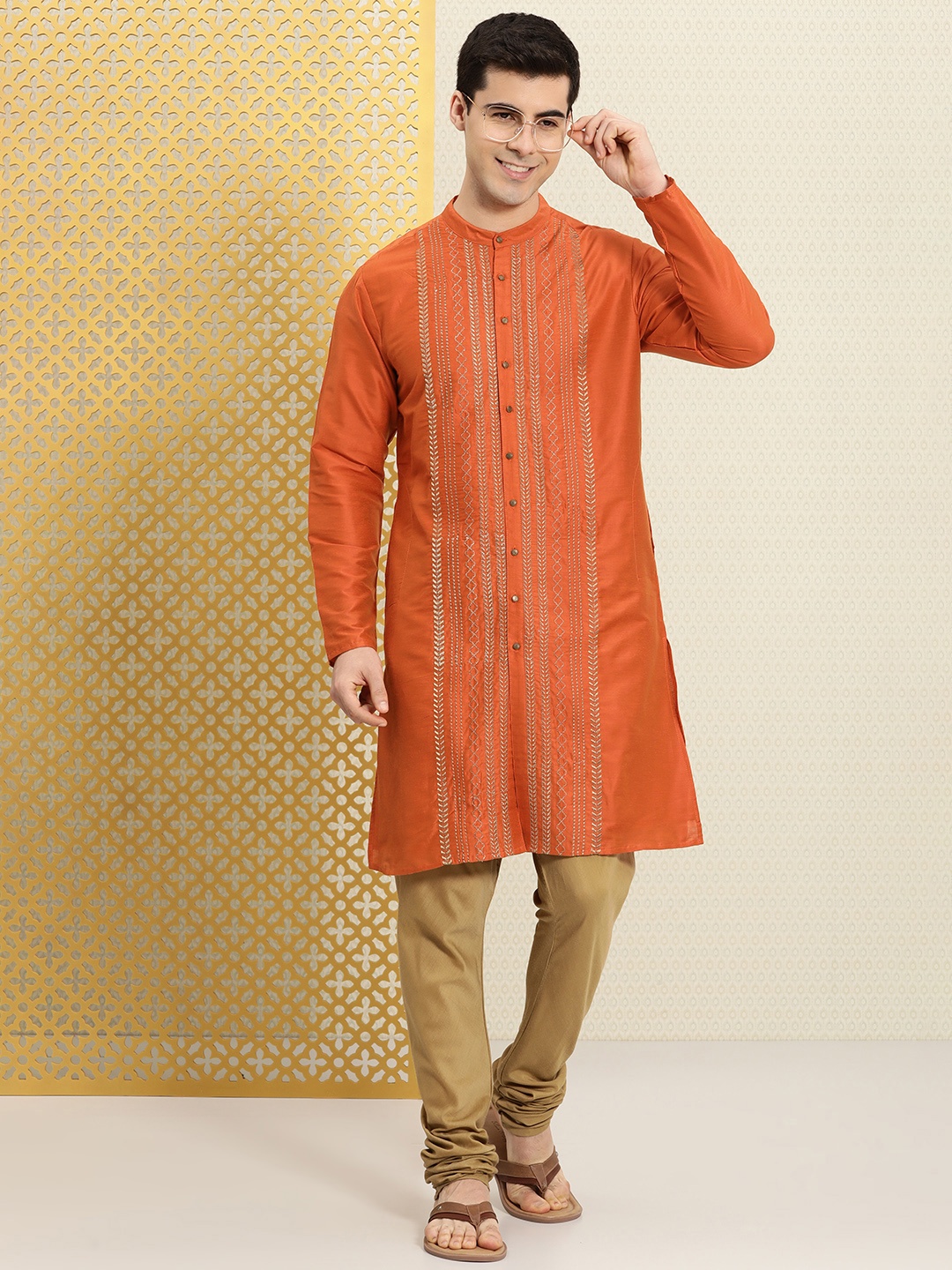 

House of Pataudi Men Striped Jashn Kurta, Orange