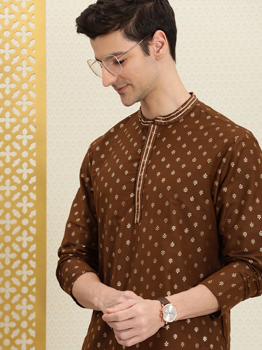 

House of Pataudi Men Brown & Gold-Toned Ethnic Motifs Woven Design Rozana Kurta