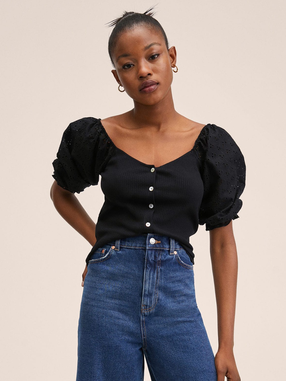 

MANGO Black Solid Sweetheart Neck Top