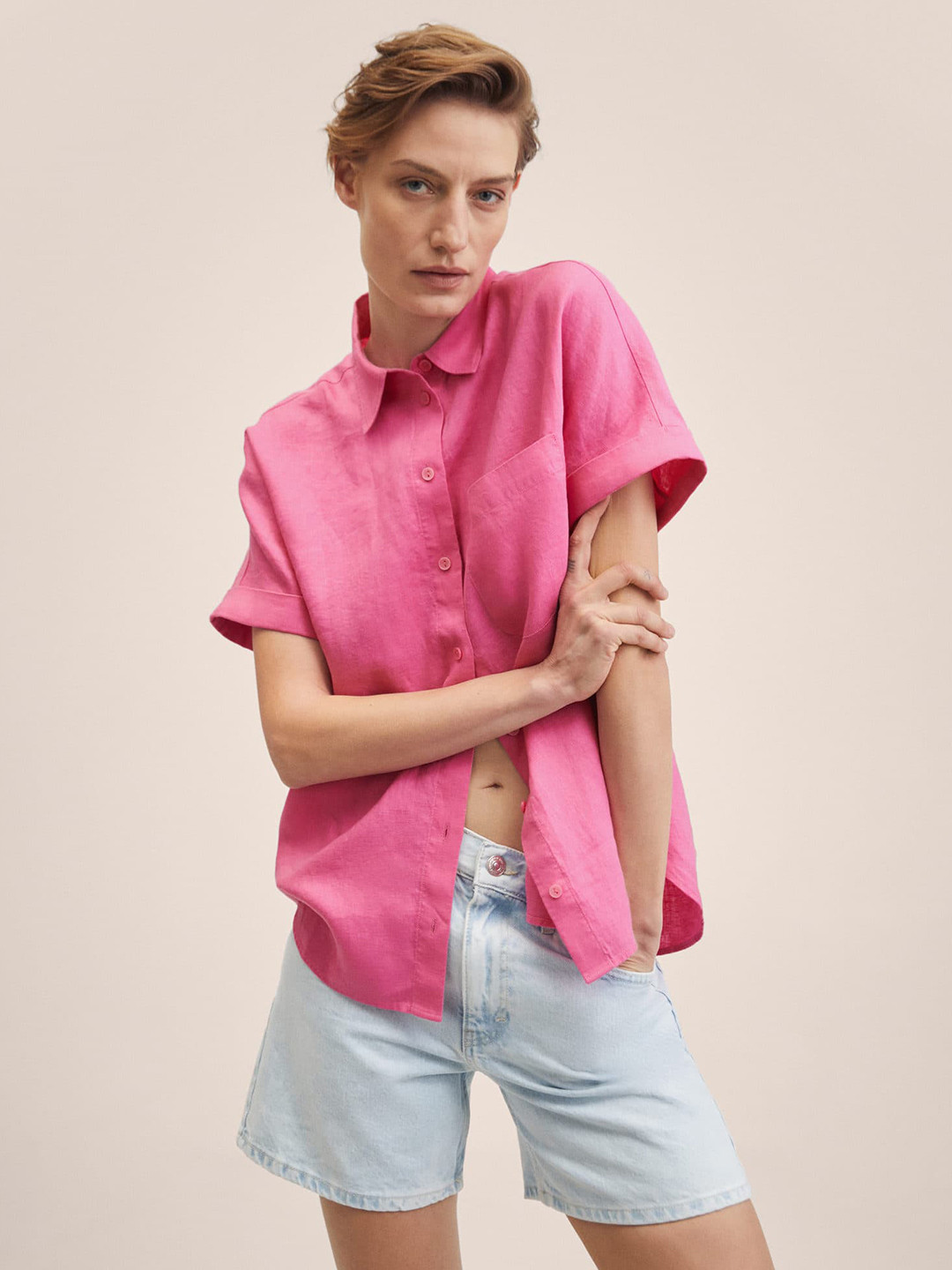 

MANGO Women Pink Solid Linen Casual Shirt