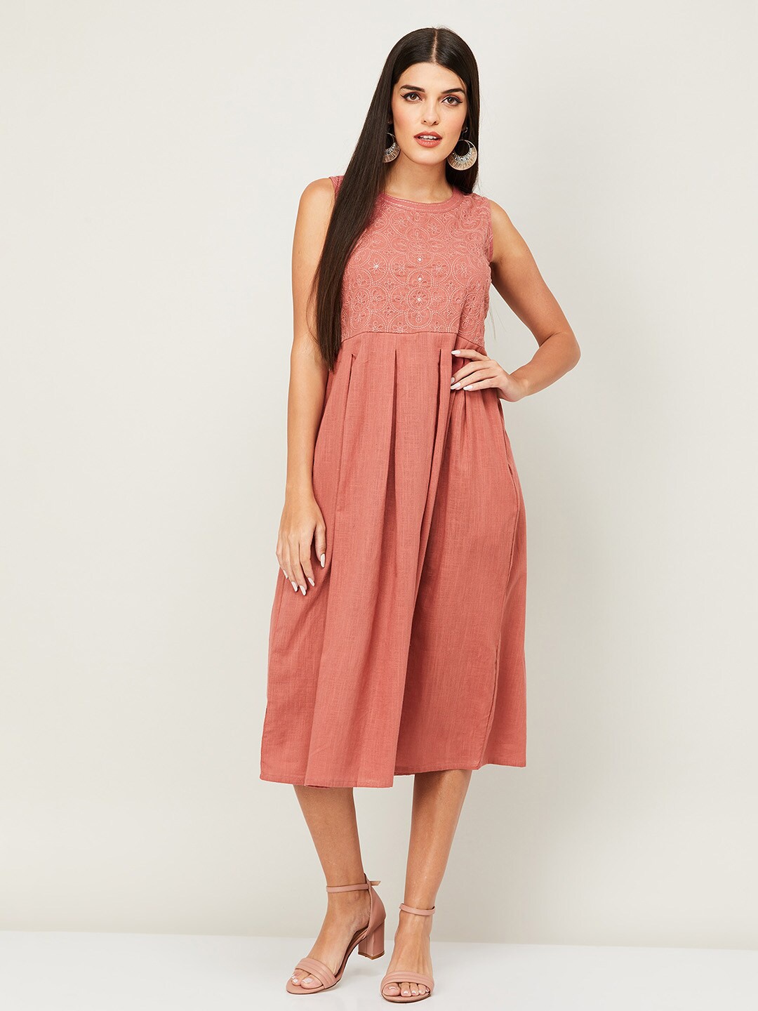 

Colour Me by Melange Women Peach-Coloured Midi Dress