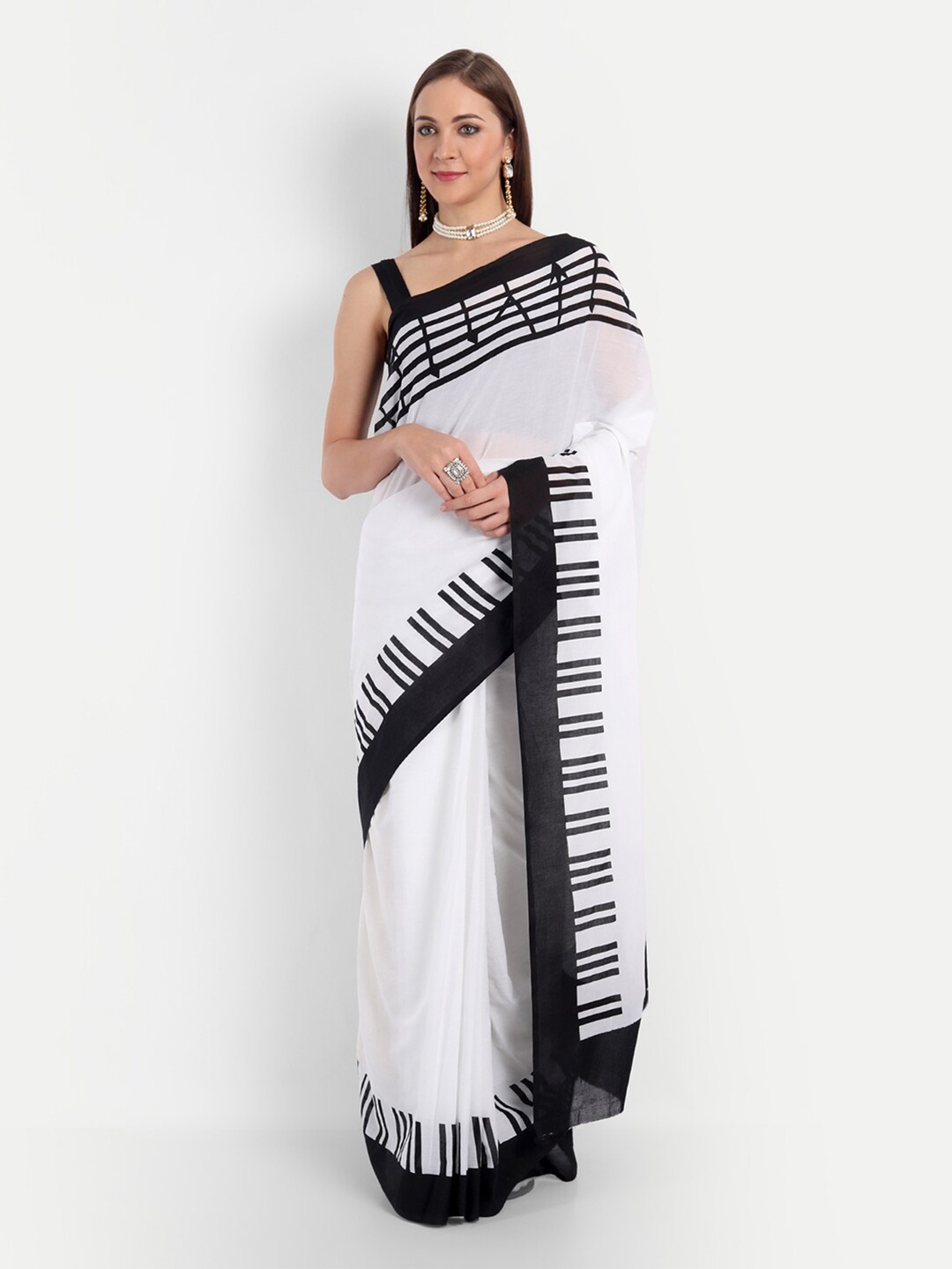 

BUTA BUTI White & Black Pure Cotton Saree