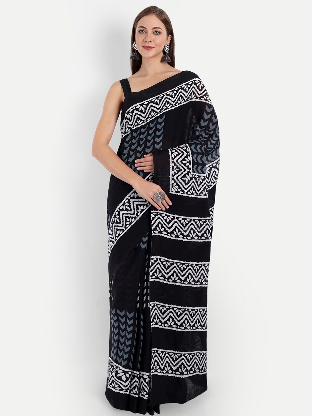 

BUTA BUTI Black & White Pure Cotton Saree With Blouse