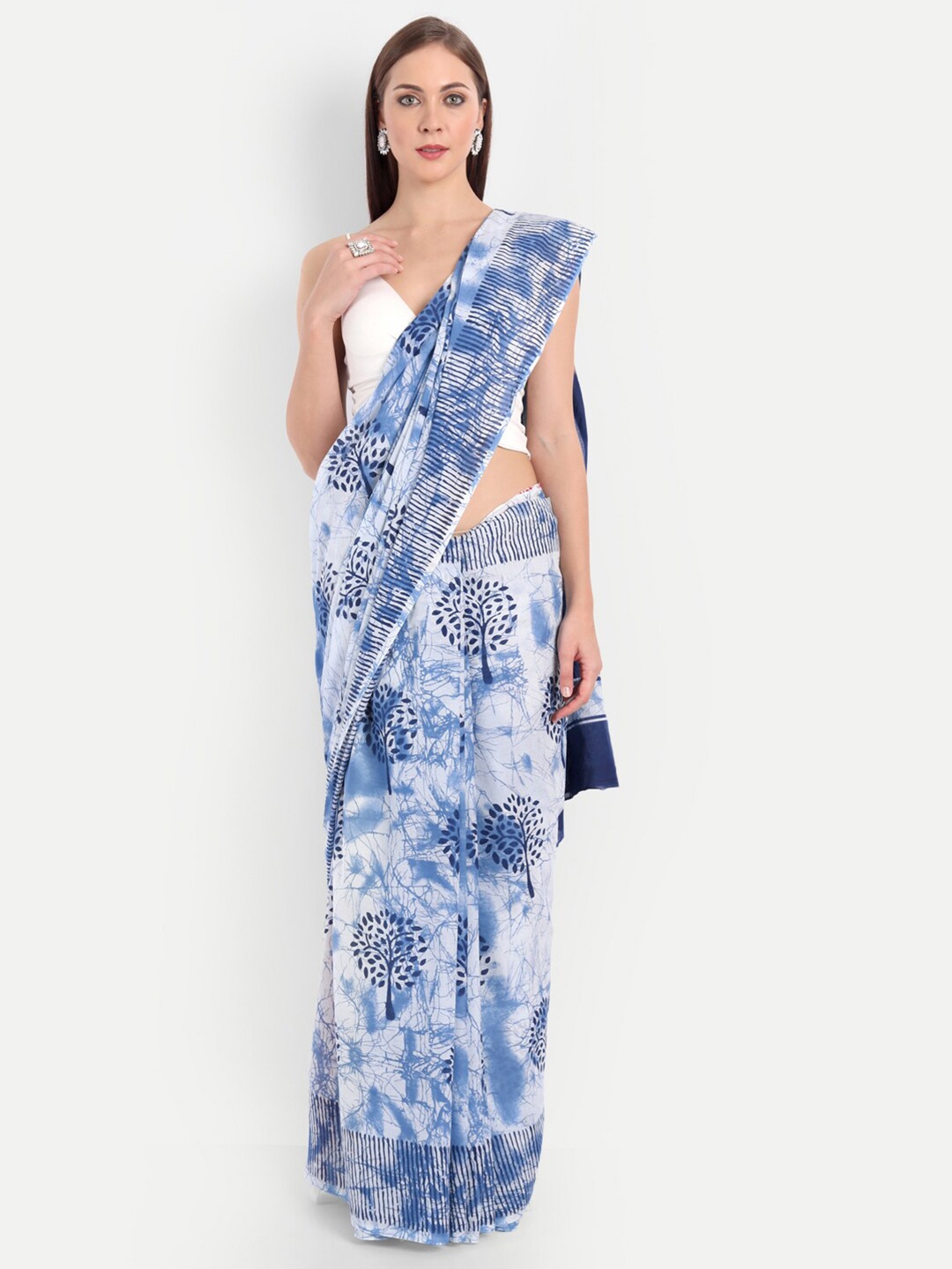 

BUTA BUTI White & Blue Batik Pure Cotton Saree With Unstitched Blouse