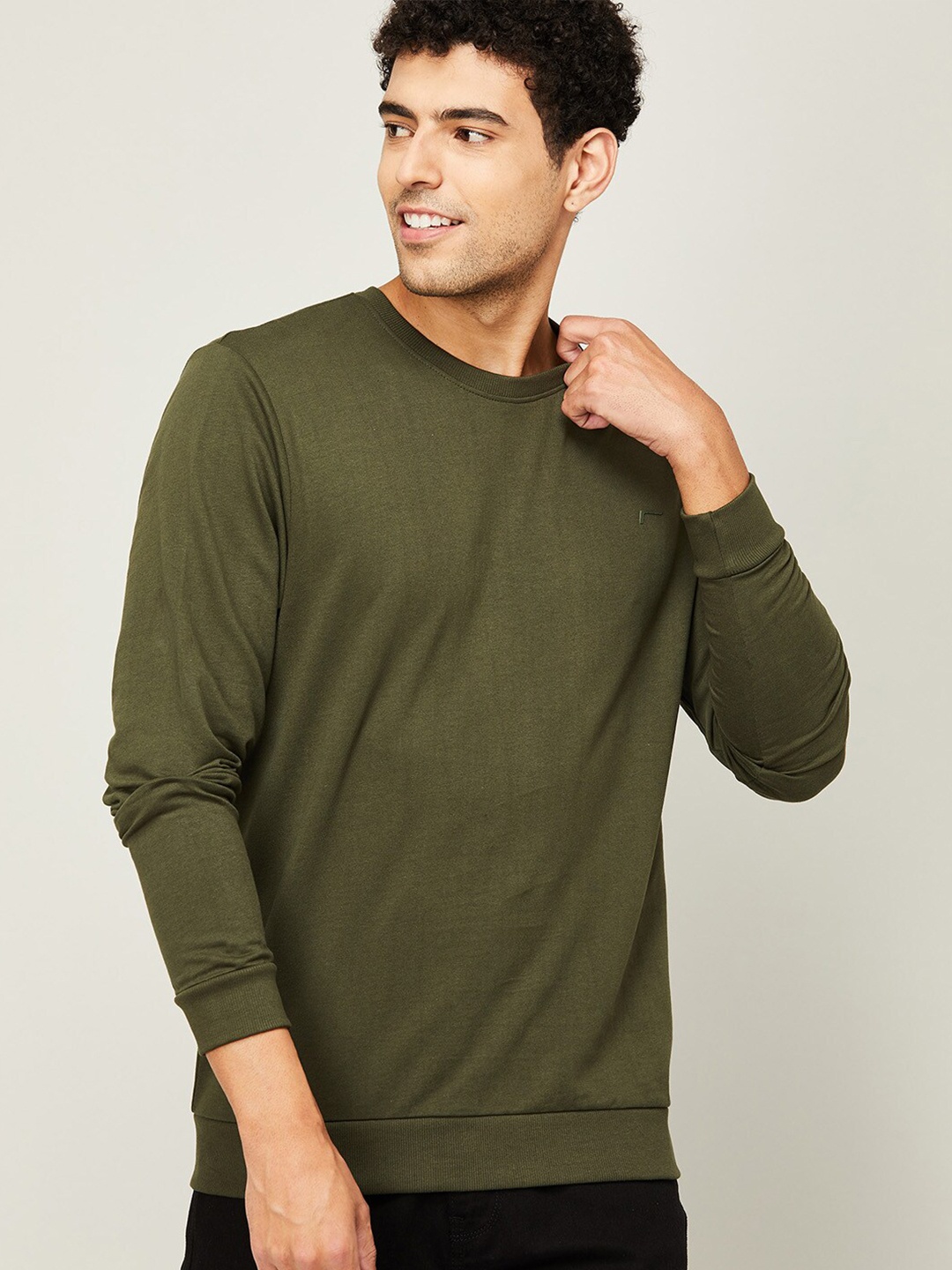 

Fame Forever by Lifestyle Men Olive Green Solid Cotton Sweatshirt