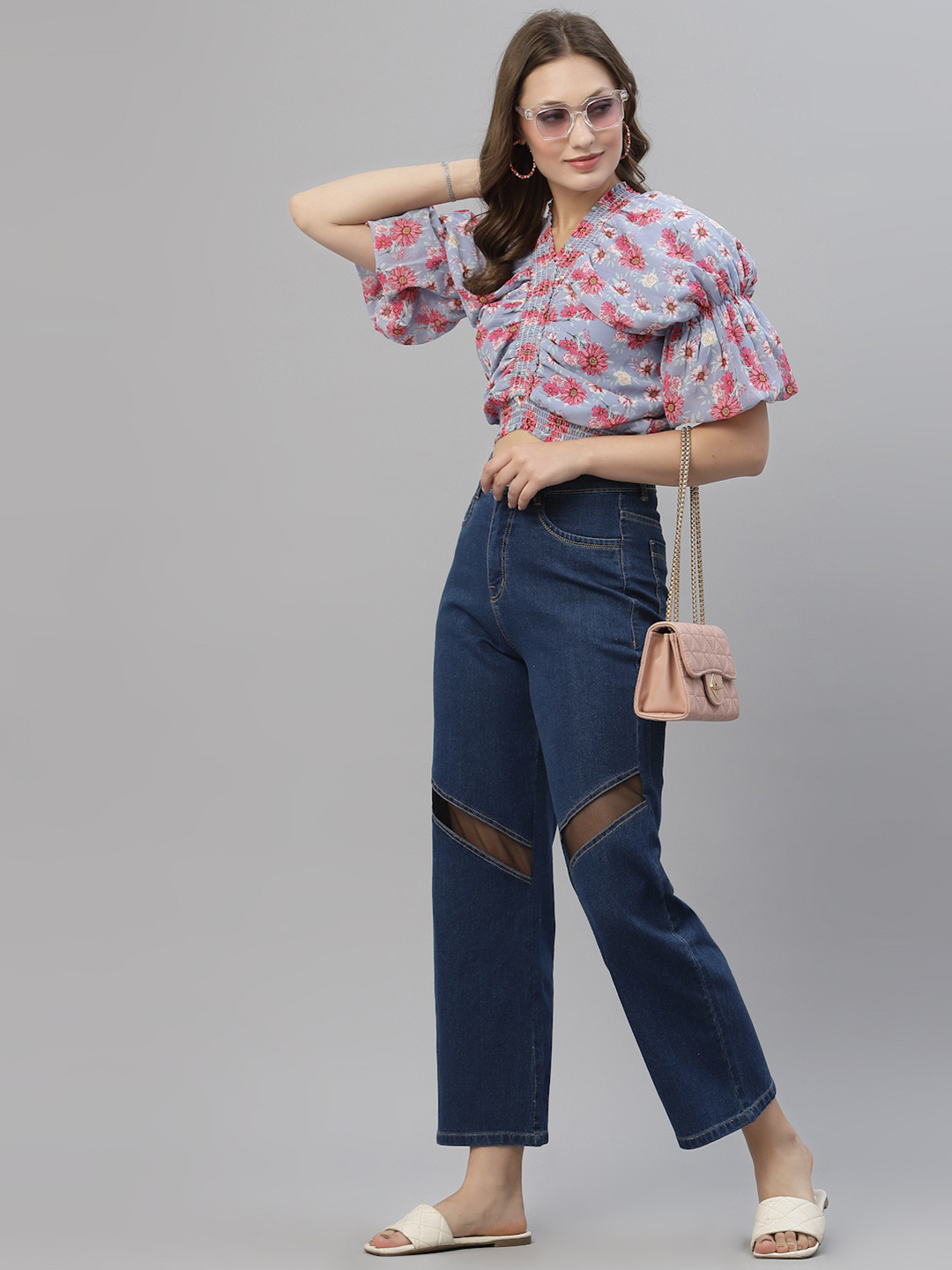 

KASSUALLY Blue & Red Floral Print Georgette Crop Top