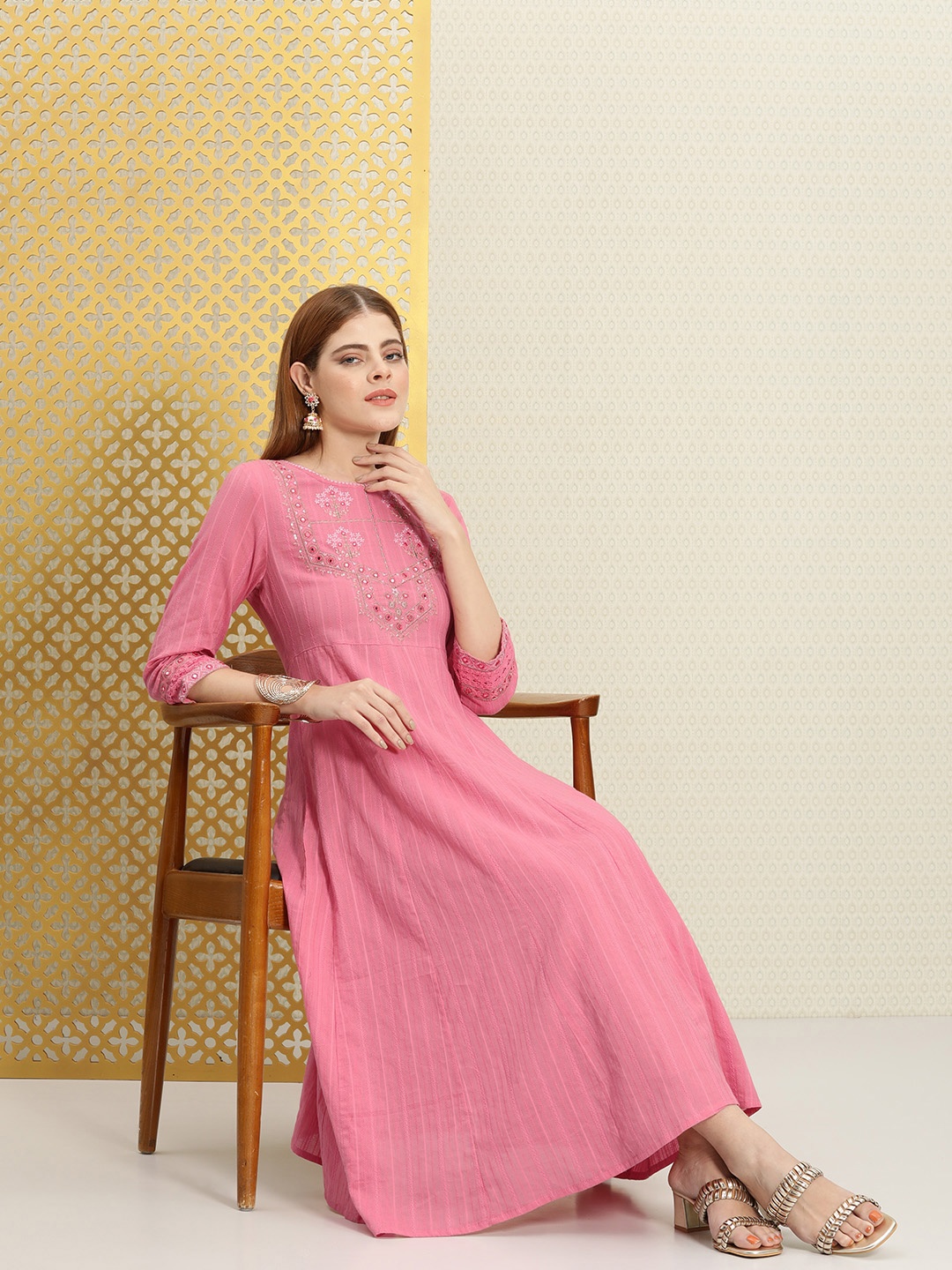 

House of Pataudi Women Jashn Pink Embroidered Mirror Work Pure Cotton Anarkali Kurta