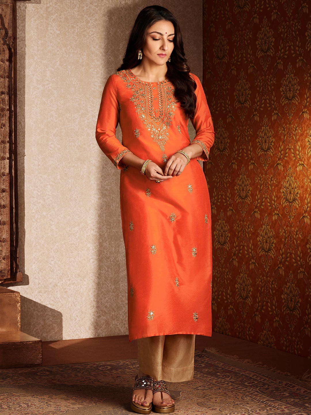 

House of Pataudi Women Ethnic Motifs Embroidered Jashn Kurta, Orange