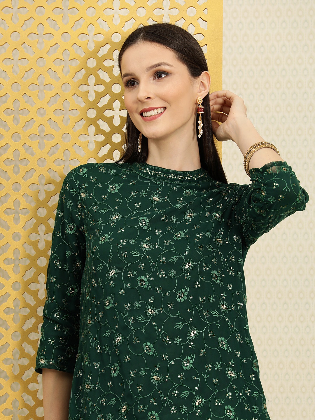 

House of Pataudi Women Green Floral Embroidered Thread Work Kurta
