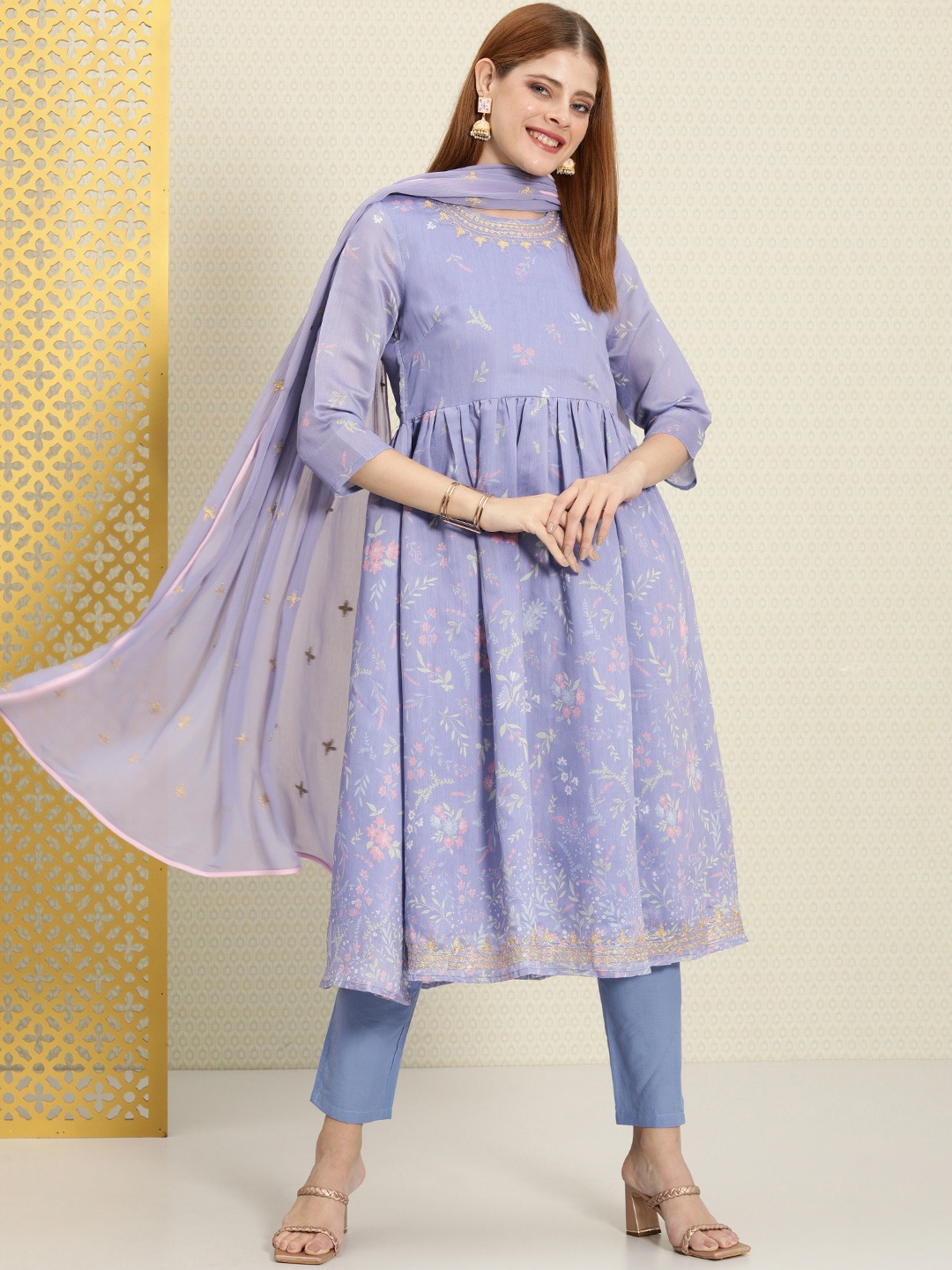 

House of Pataudi Women Floral Printed Rozana Kurta with Trousers & Dupatta, Lavender