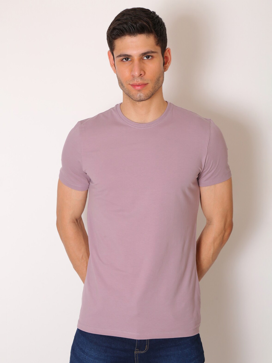 

VINSON Men Violet Solid Slim Fit T-shirt