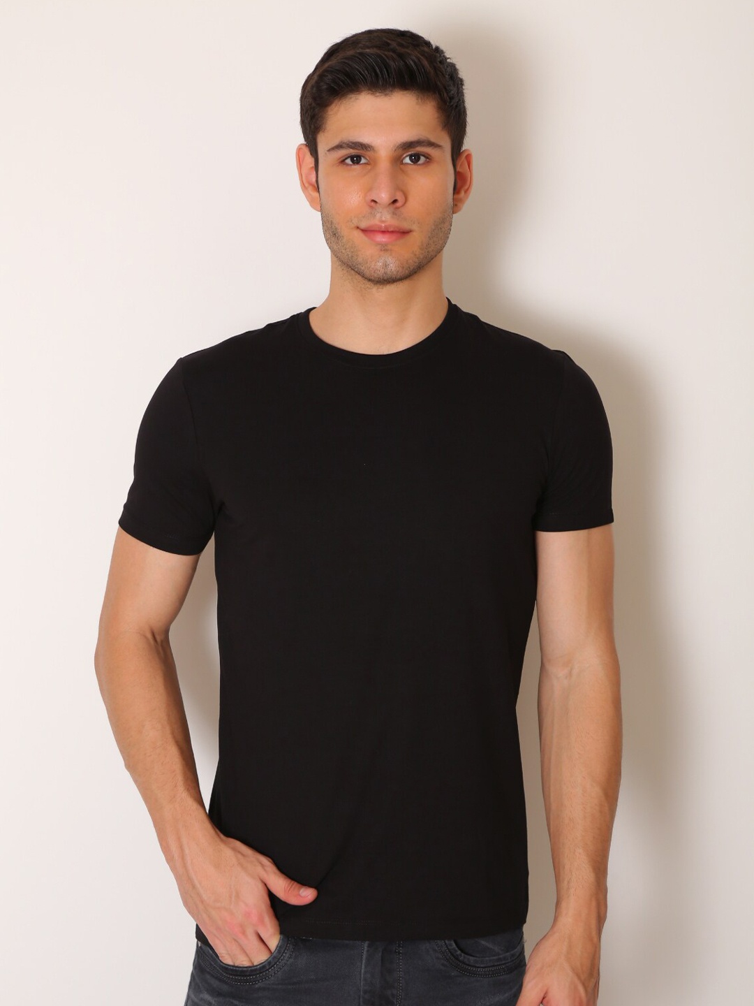 

VINSON Men Black Casual Slim Fit T-shirt