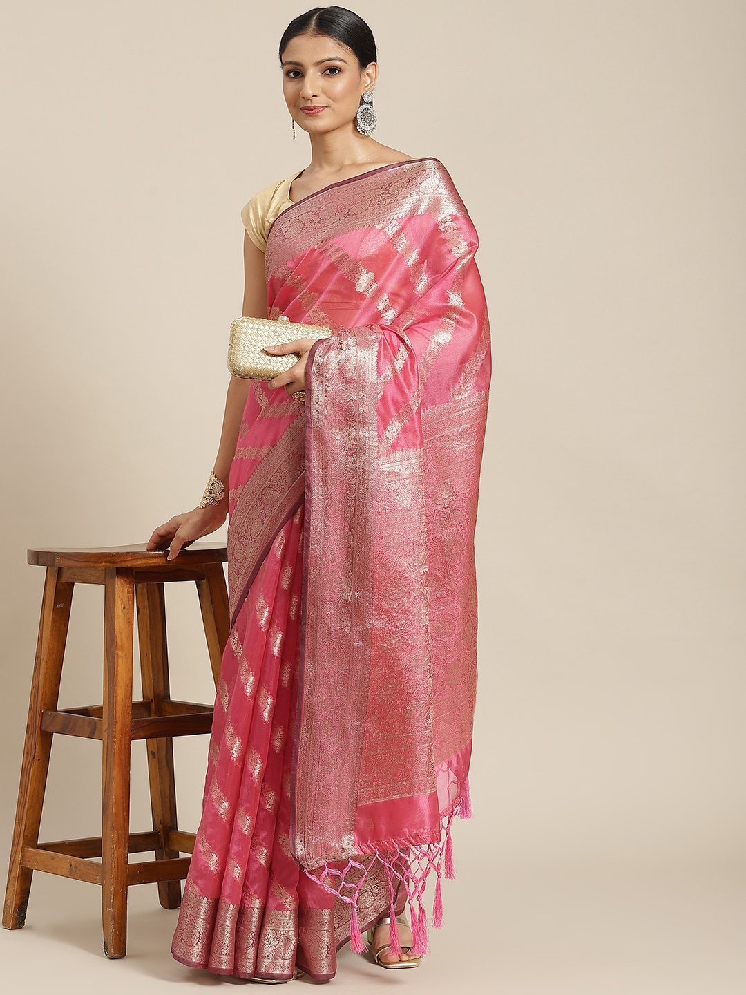 

Havida Sarees Pink & Gold-Toned Leheriya Zari Organza Banarasi Saree