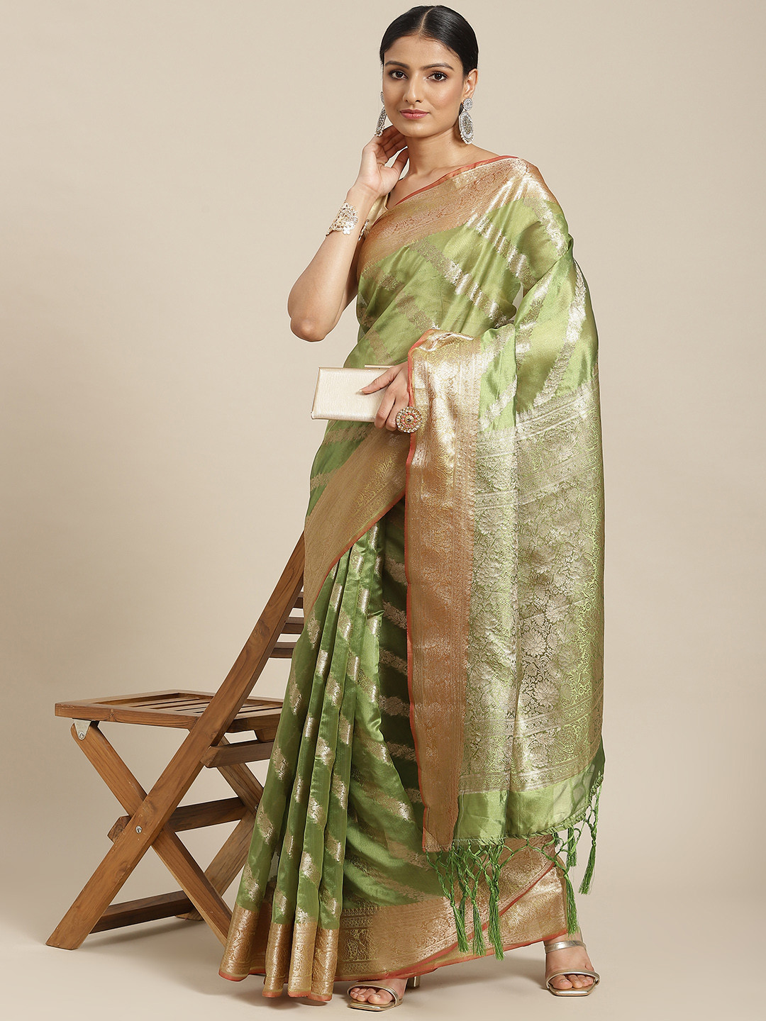 

Havida Sarees Green & Gold-Toned Leheriya Zari Organza Banarasi Saree
