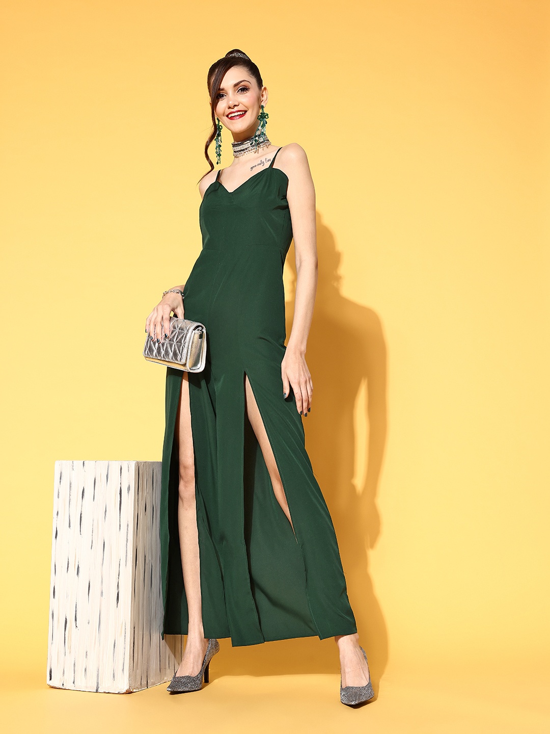 

Berrylush Women Green Solid Noughties Spaghetti Jumpsuit