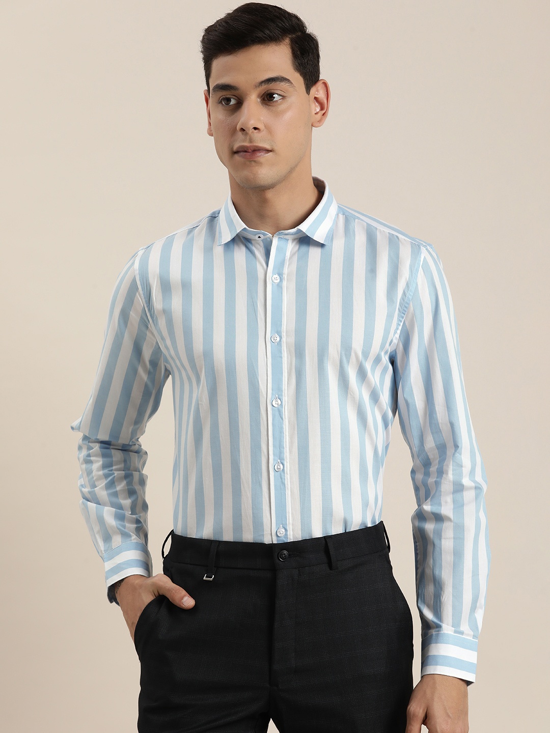 

INVICTUS Men Blue & White Slim Fit Striped Pure Cotton Smart Casual Shirt