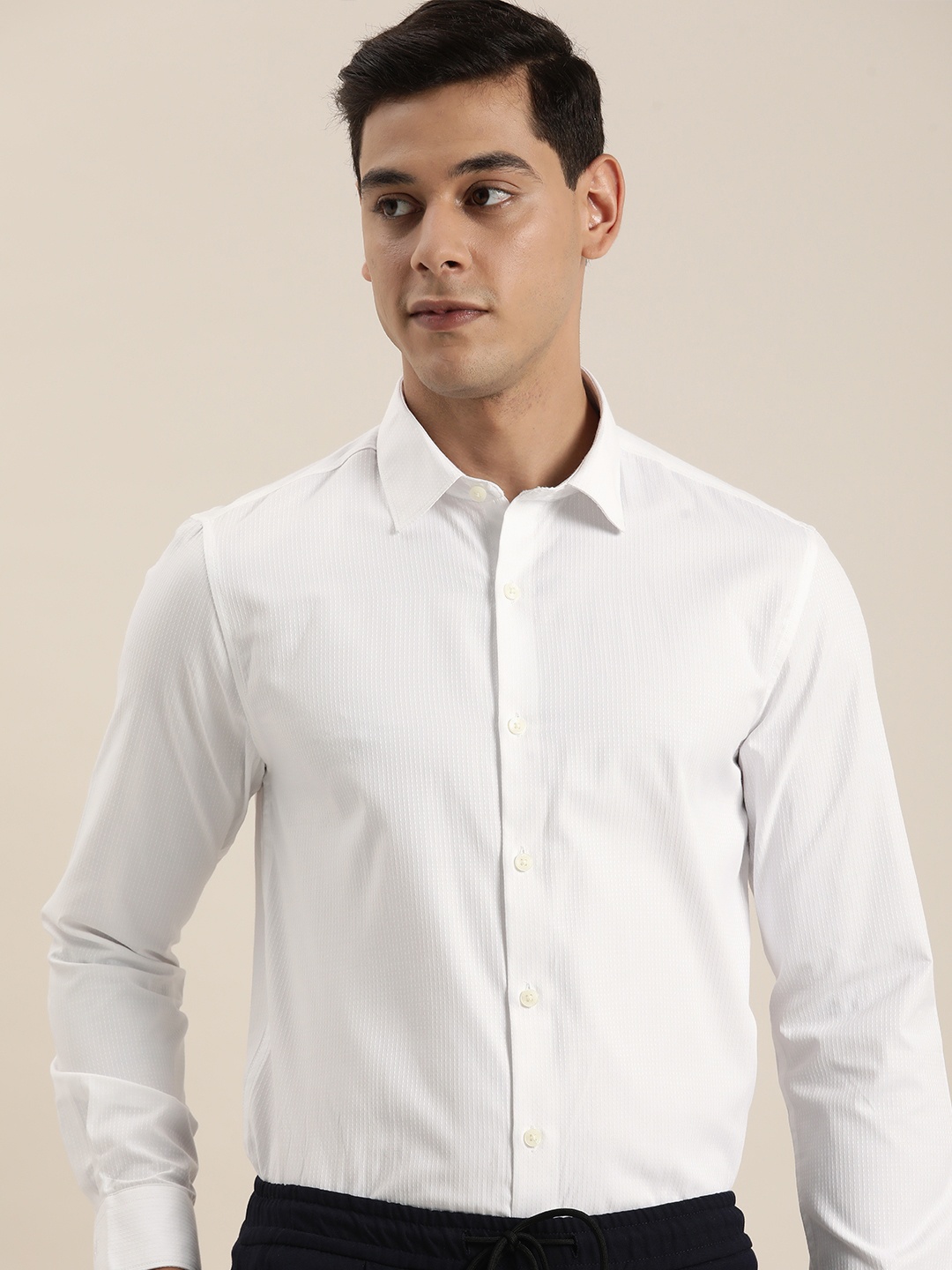 

INVICTUS Men White Self Designed Slim Fit Casual Shirt