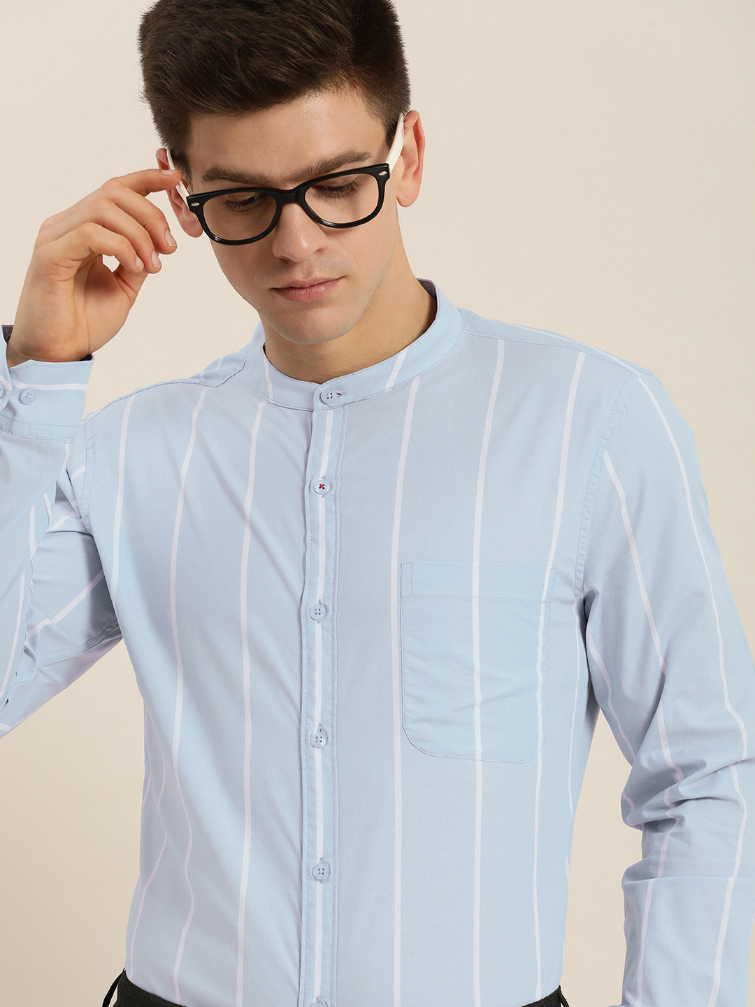 

INVICTUS Men Blue & White Slim Fit Striped Mandarian Collar Pure Cotton Casual Shirt