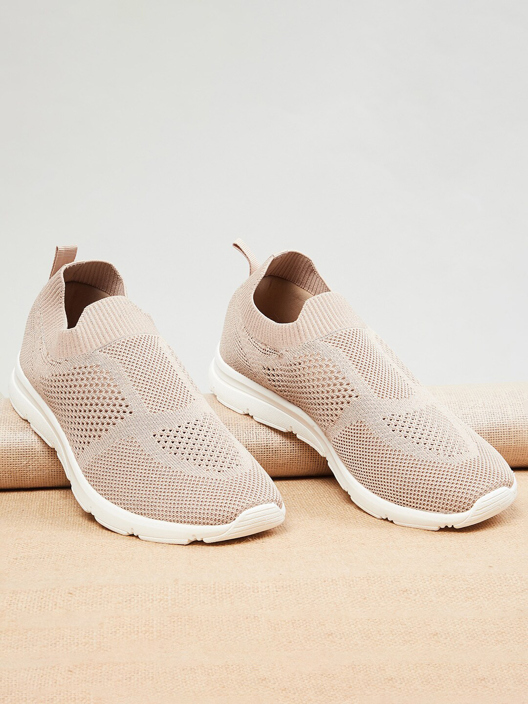 

max Women Beige Running Non-Marking Shoes