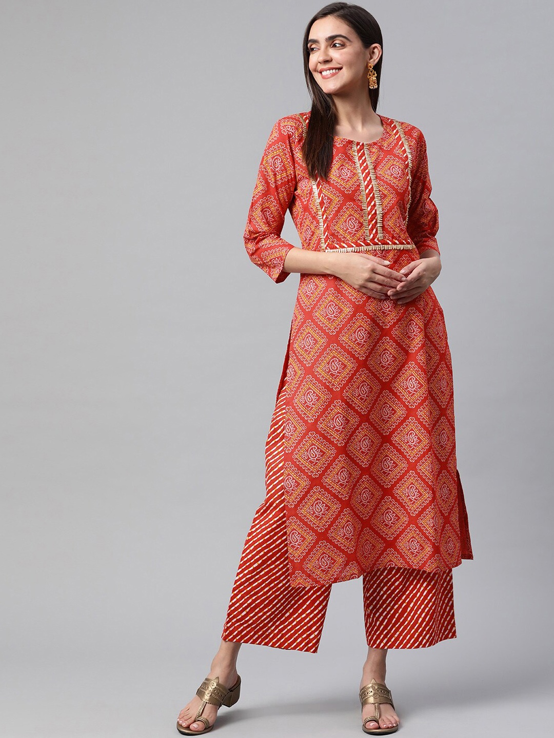 

Somras Women Maroon Leheriya Printed Gotta Patti Pure Cotton Kurta with Palazzos