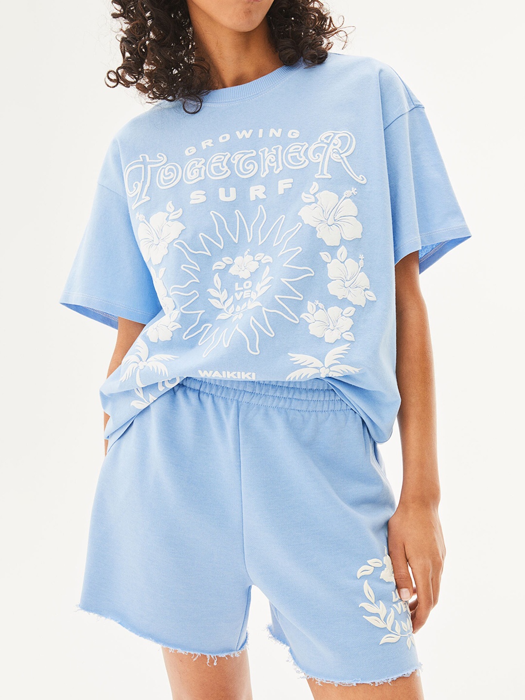 

H&M Women Blue & White Printed Sweatshorts