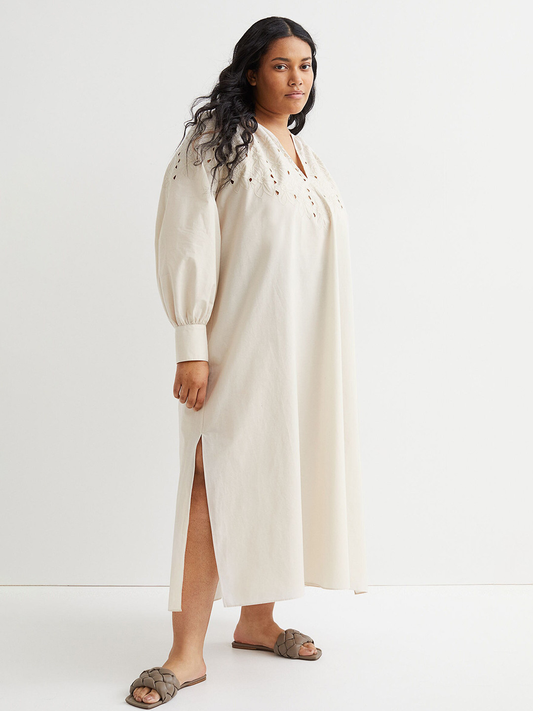 

H&M Women Plus Size Beige Broderie Anglaise-Decorated Dress