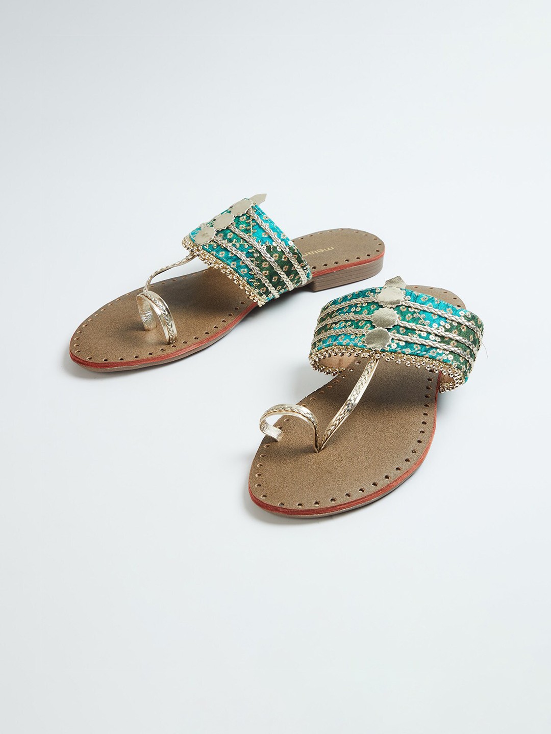

Melange by Lifestyle Women Green Textured One Toe Flats