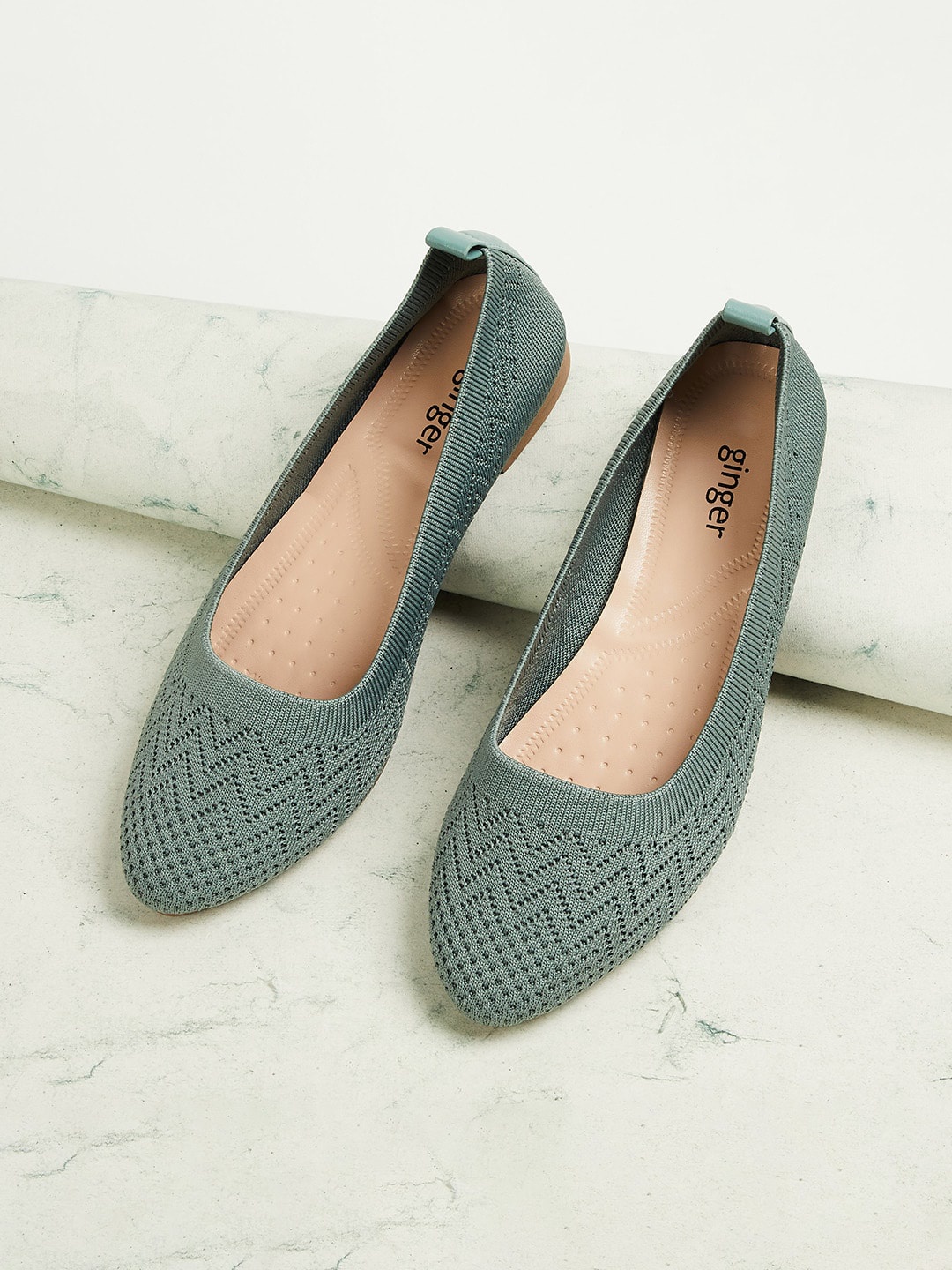 

Ginger by Lifestyle Women Olive Green Ballerinas Flats