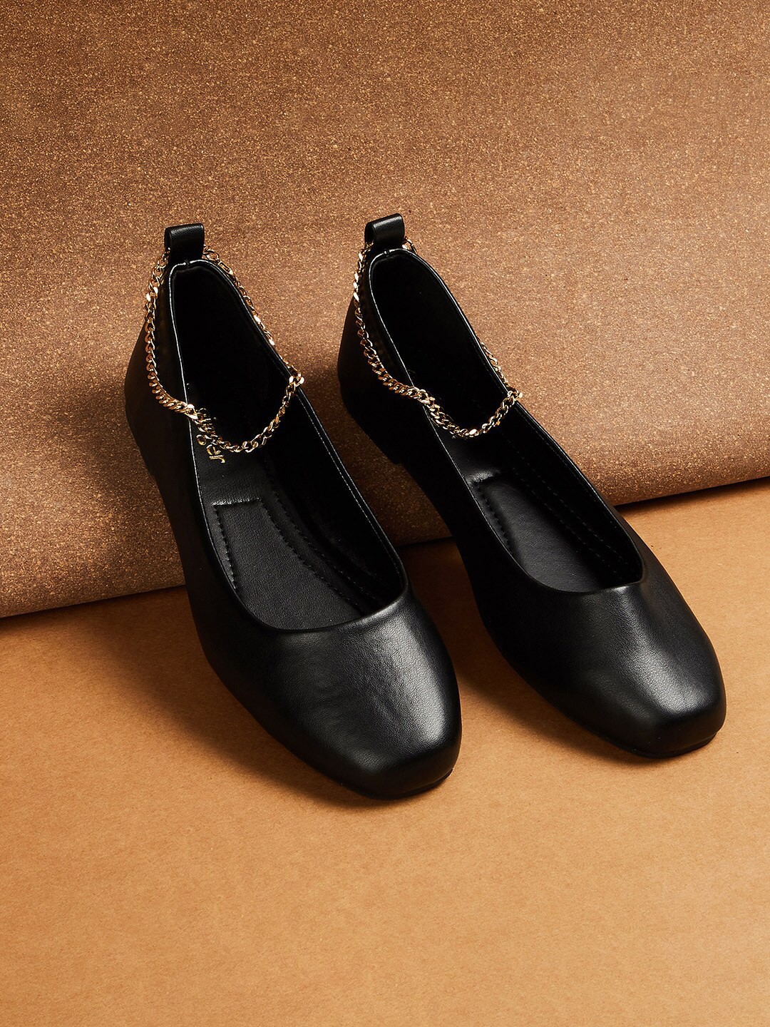 

Ginger by Lifestyle Women Black Synthetic Ballerinas Flats Shoes