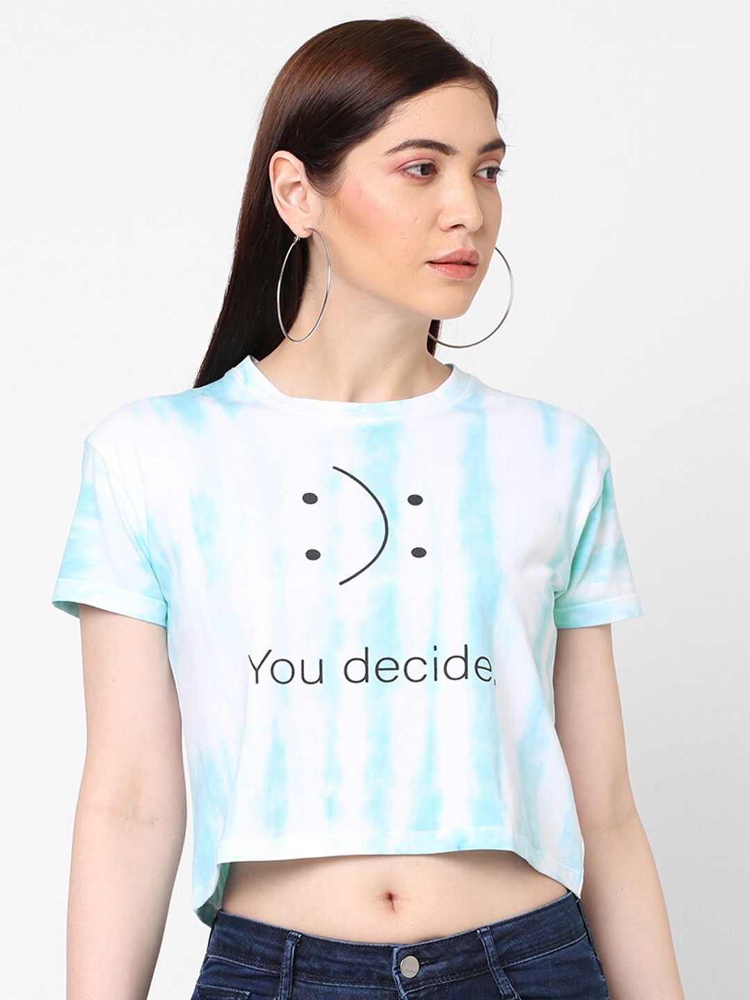 

Kraus Jeans Women Blue Emoji Printed Slim Fit Cropped T-shirt