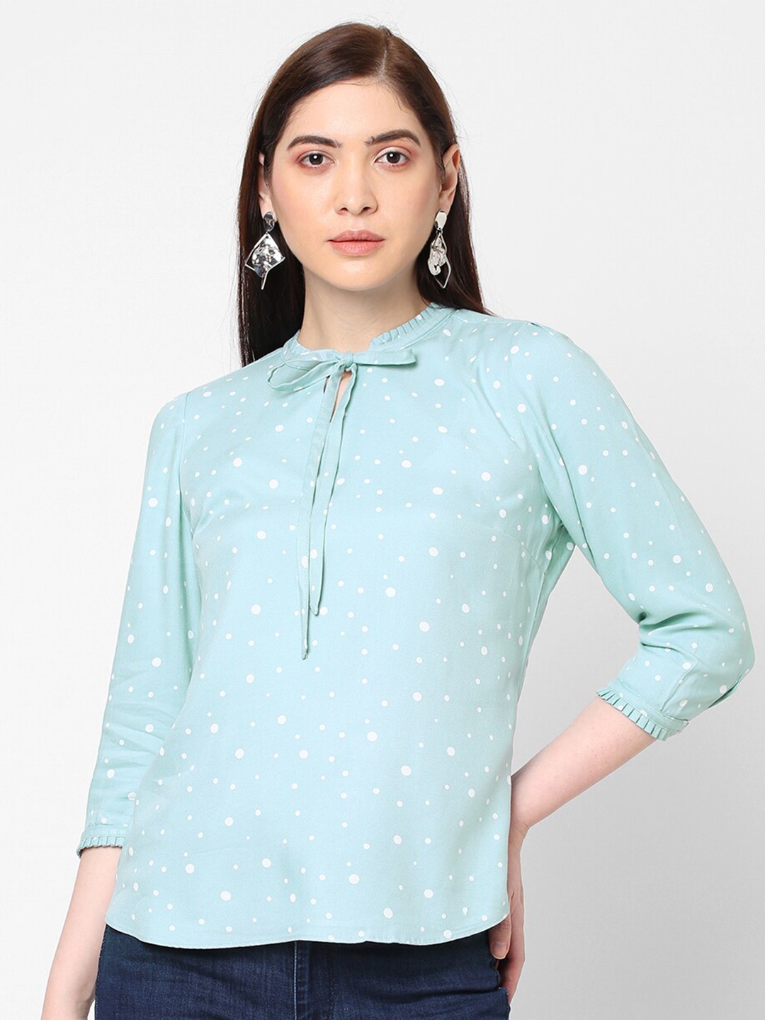 

Kraus Jeans Sea Green & White Printed Tie-Up Neck Top