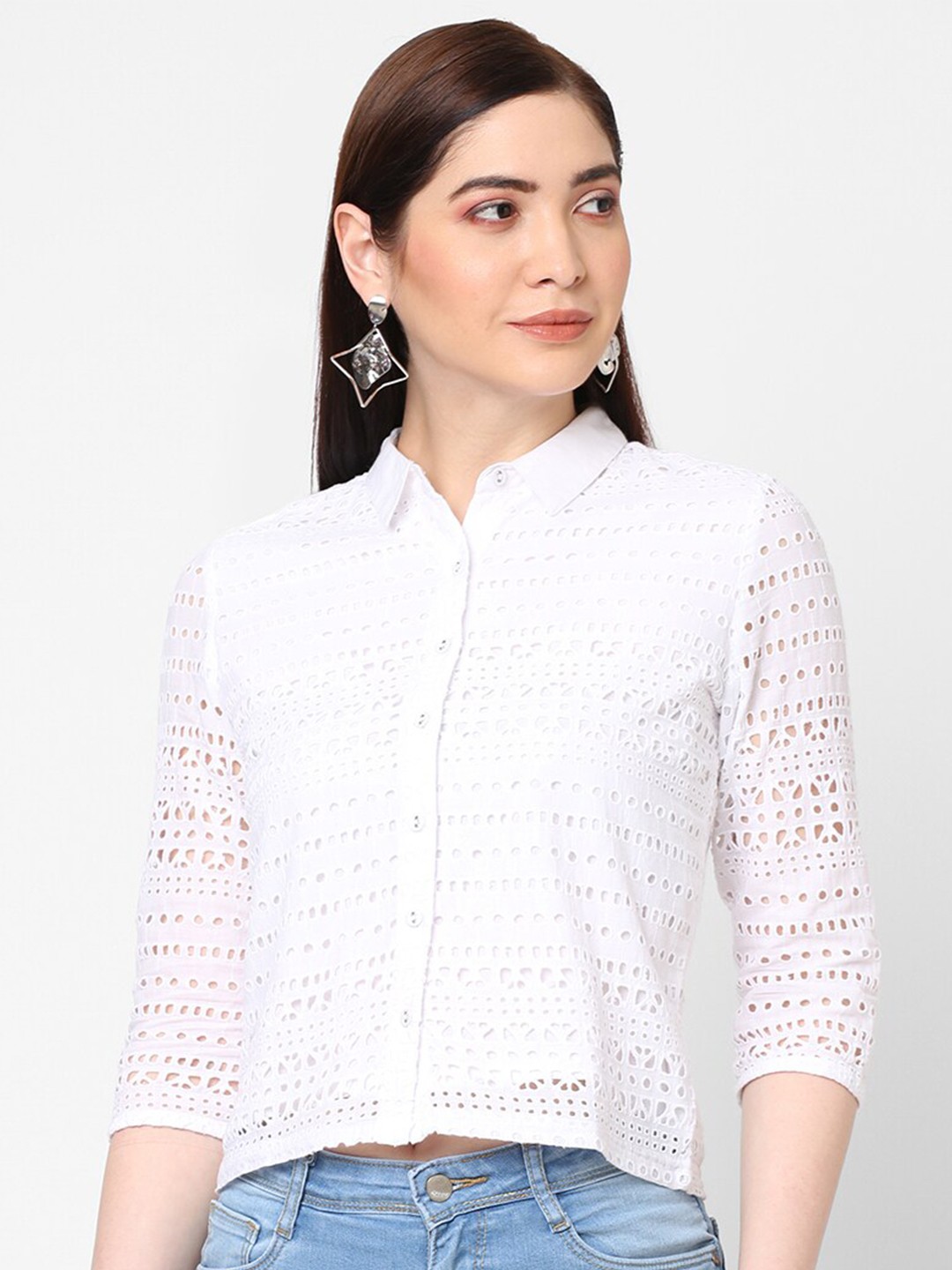 

Kraus Jeans Women Off White Slim Fit Pure Cotton Casual Shirt