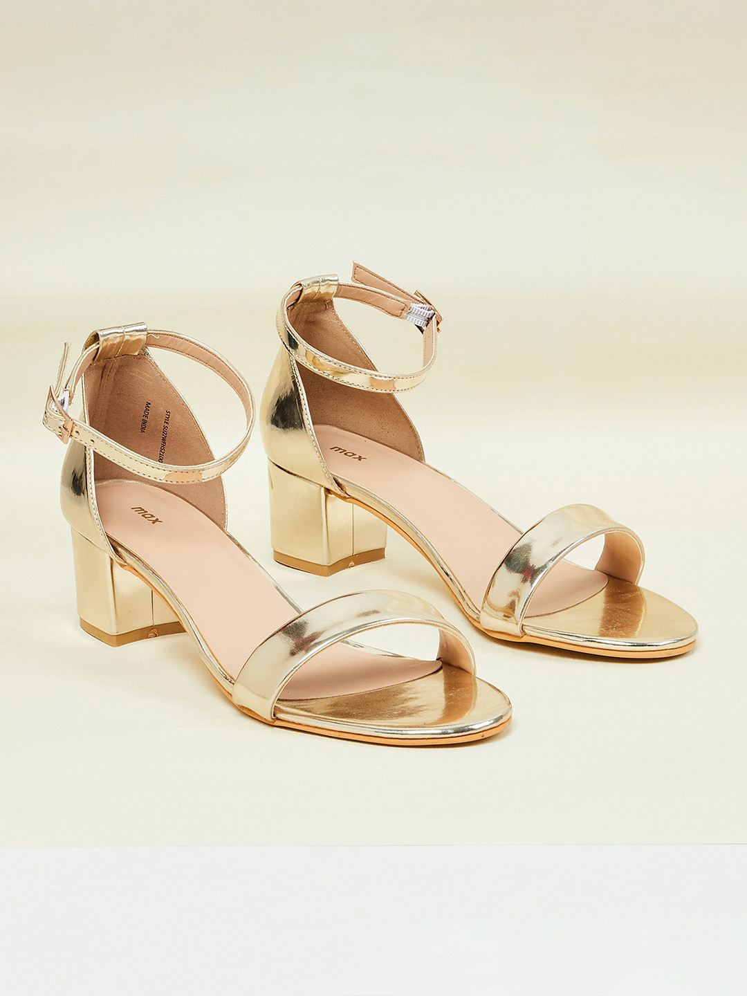 

max Gold-Toned Block Heels