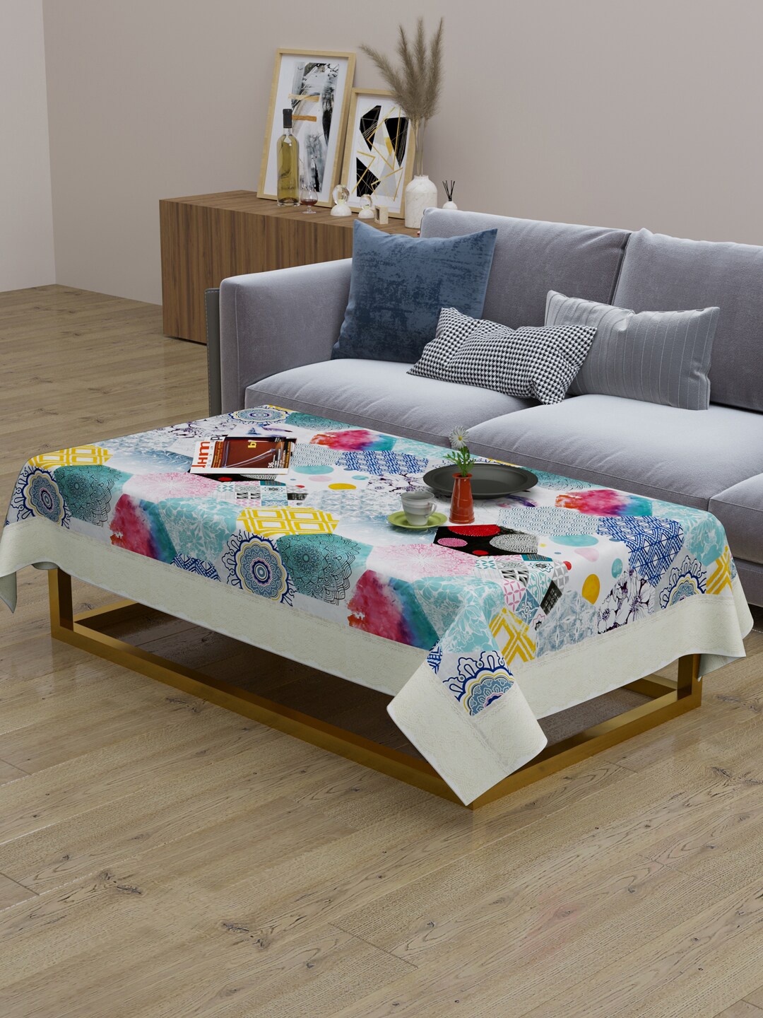 Clasiko White Diagonals Printed Anti Slip Table Covers