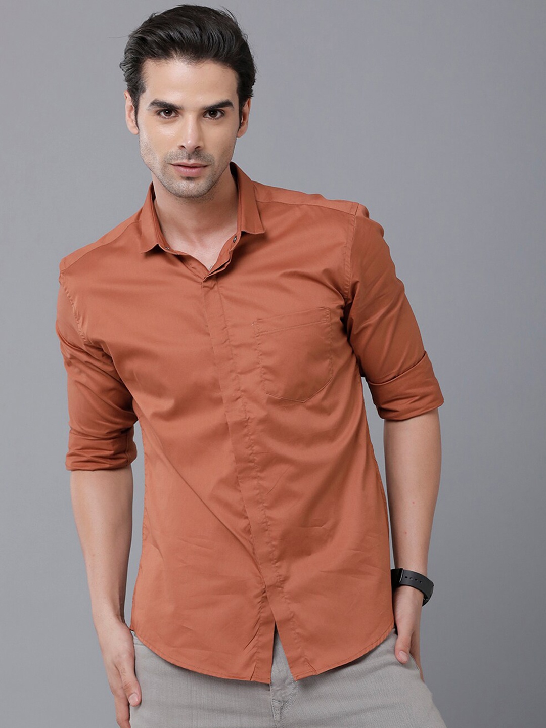 

YOVISH Men Brown Solid Smart Slim Fit Casual Shirt