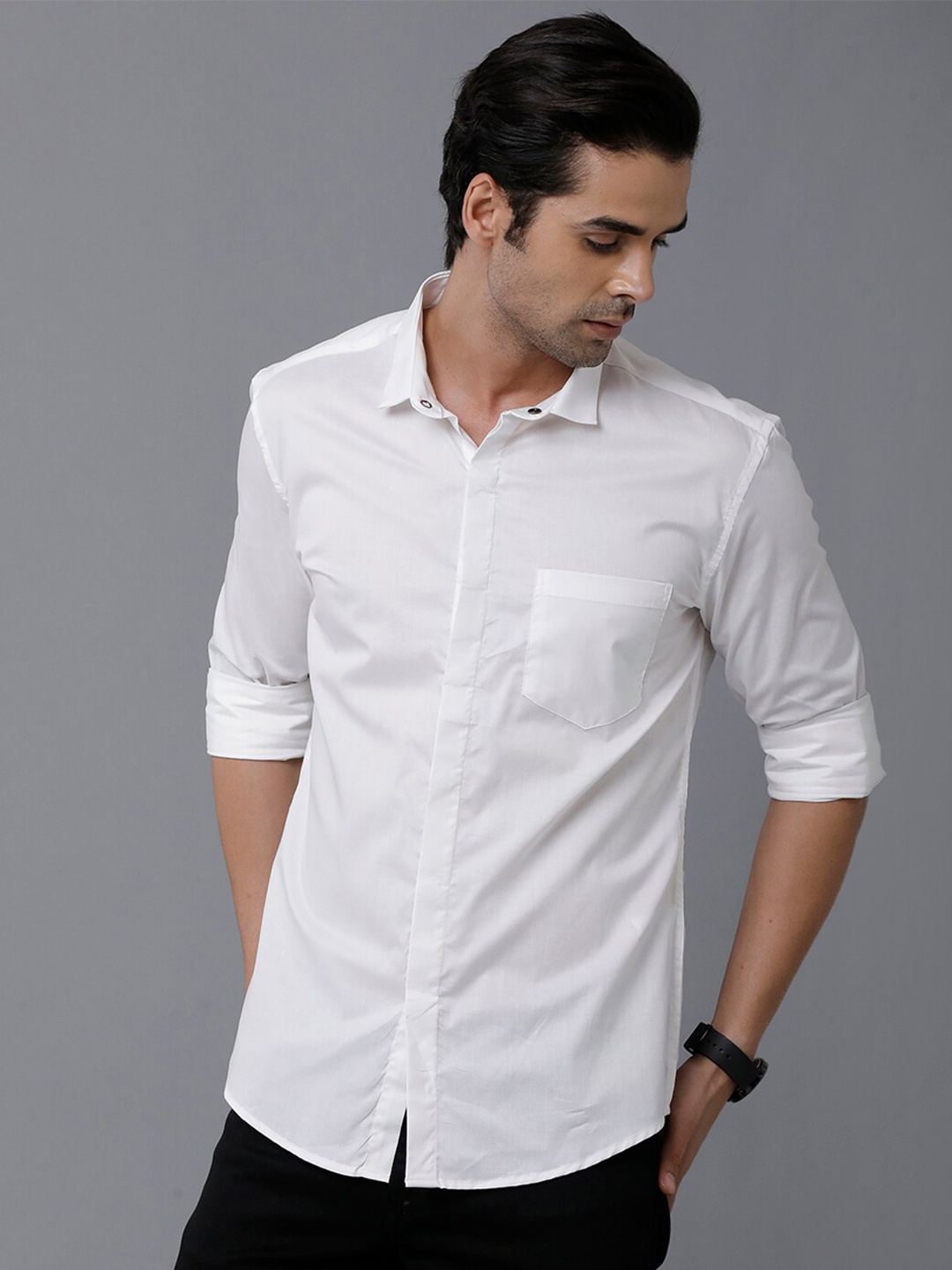 

YOVISH Men White Solid Smart Slim Fit Casual Shirt
