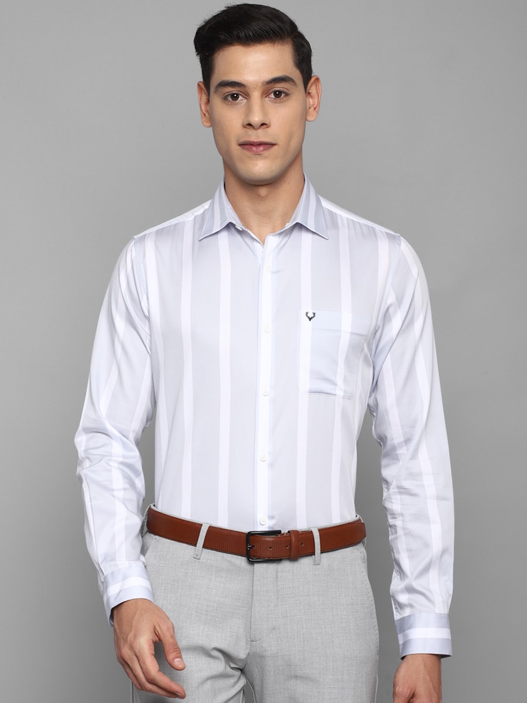 

Allen Solly Men Blue Slim Fit Striped Formal Shirt