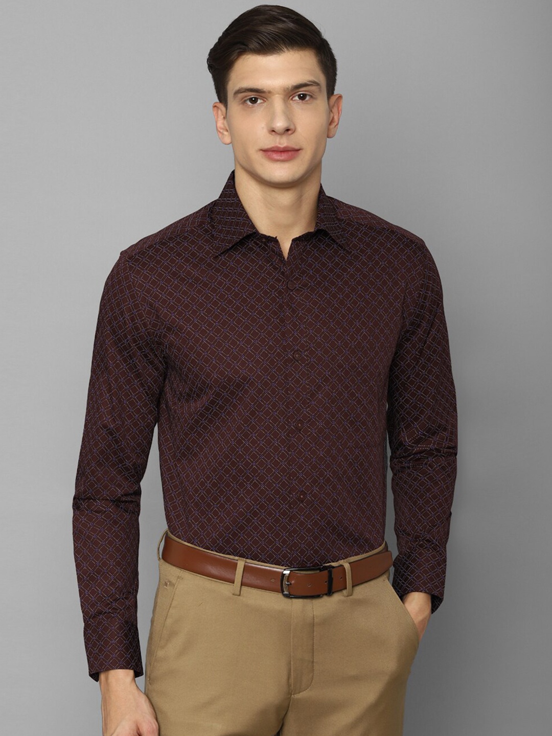 

Louis Philippe Men Brown Printed Formal Shirt