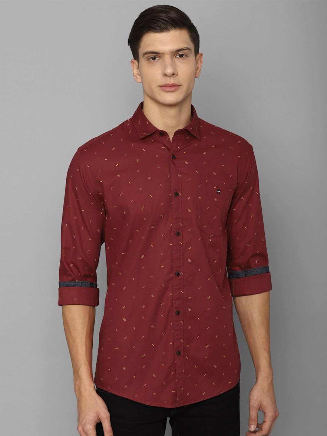 

Louis Philippe Jeans Men Maroon Slim Fit Printed Casual Shirt