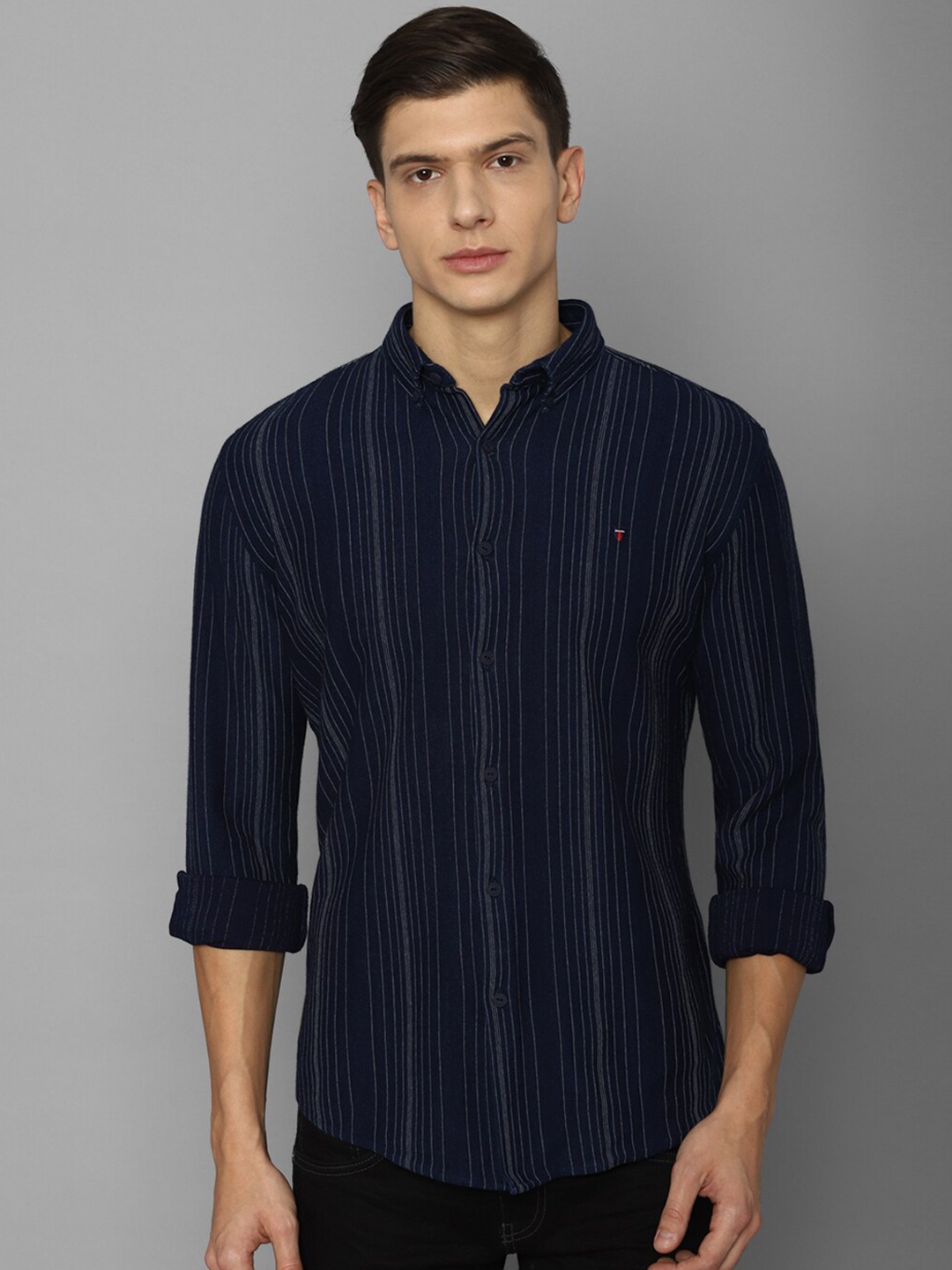 

Louis Philippe Jeans Men Navy Blue Slim Fit Striped Casual Shirt