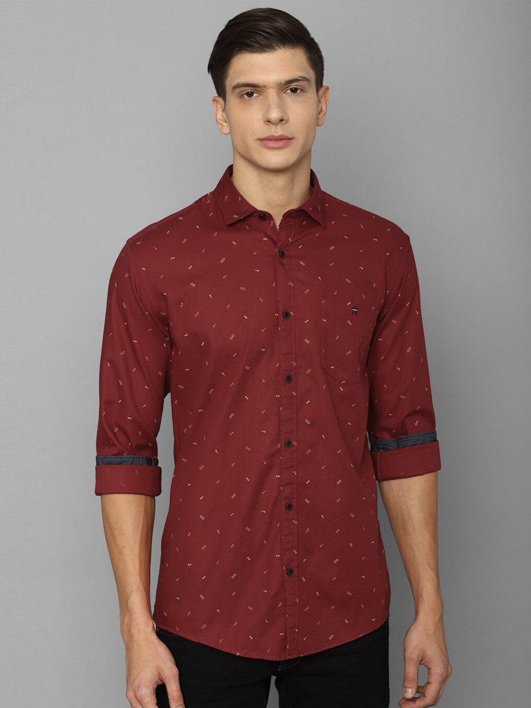 

Louis Philippe Jeans Men Maroon Slim Fit Printed Casual Shirt