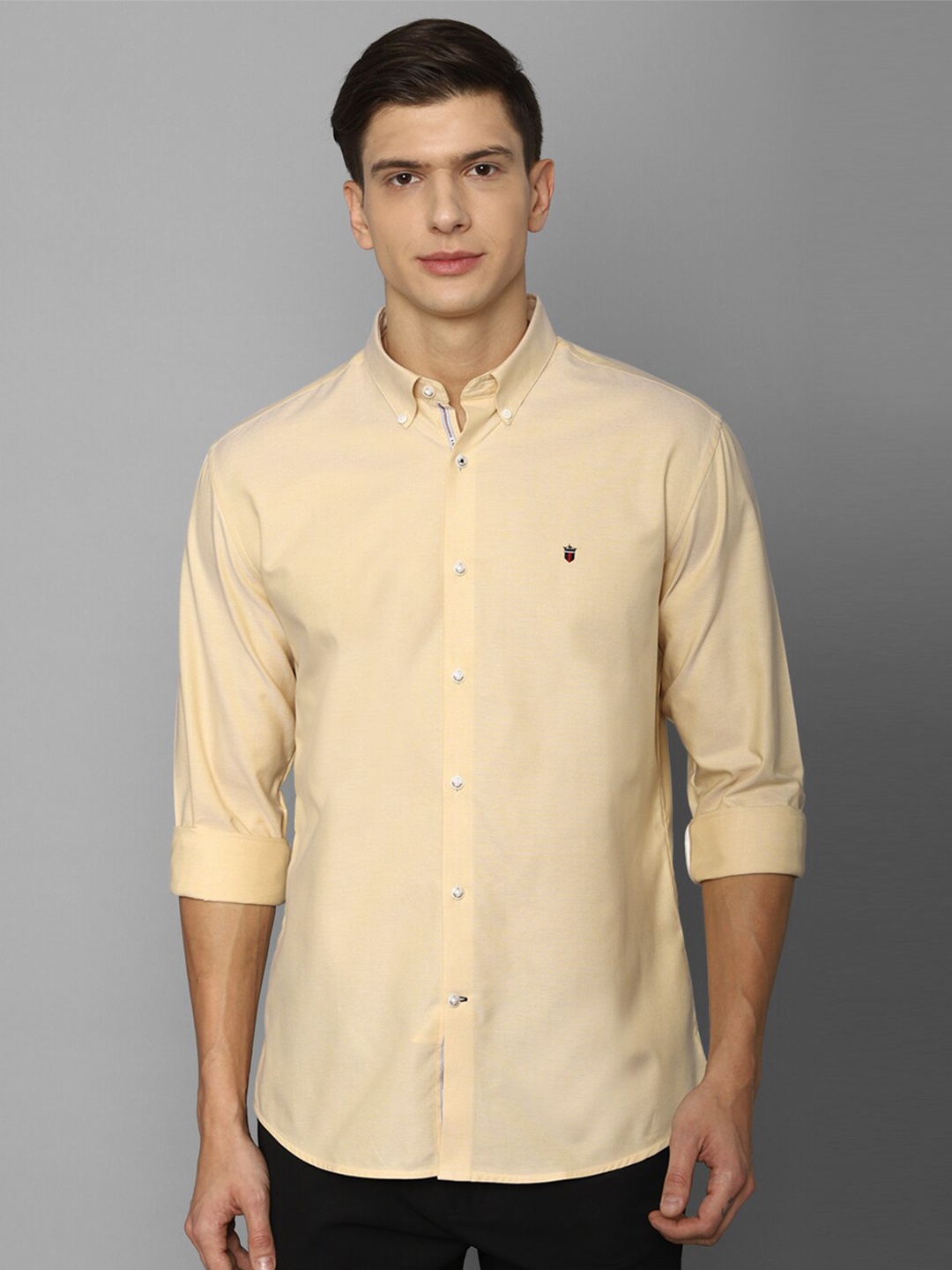 

Louis Philippe Sport Men Yellow Solid Slim Fit Casual Shirt